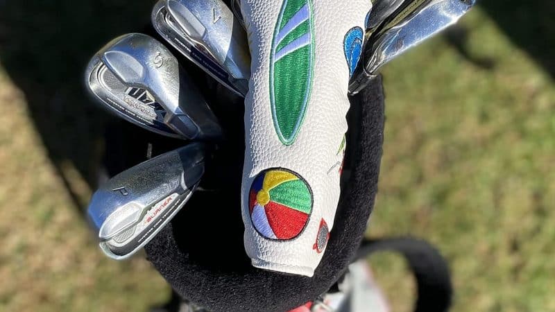 Giggle Golf Blade Putter Cover: The Perfect Golf Bag Accessory | Product Review